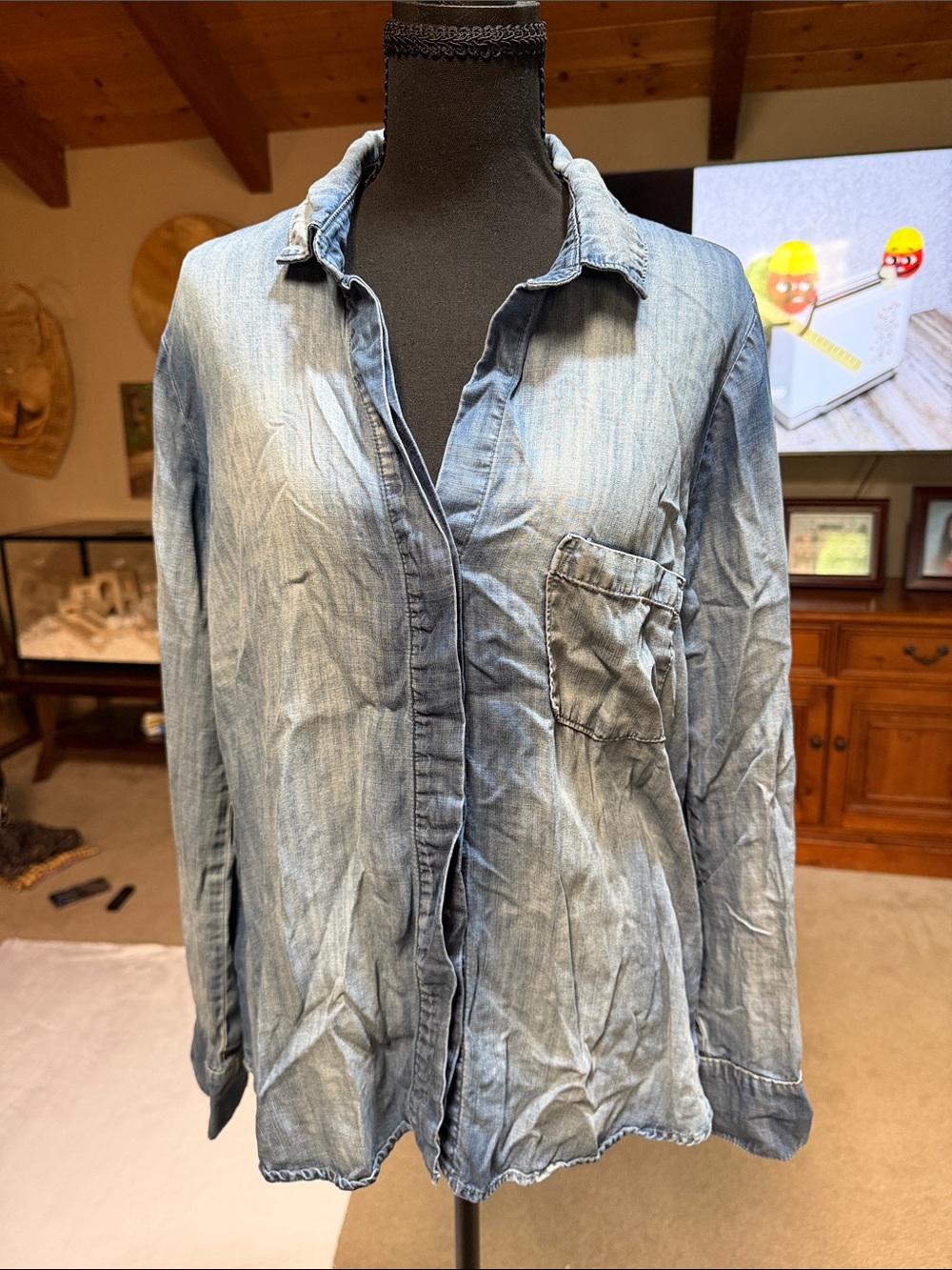 Bella Dahl Washed Blue Denim Button-Front Shirt crossover distressed back top